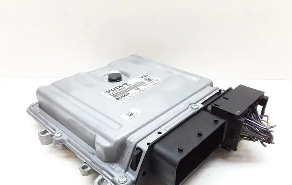 Volvo V70 Engine control unit/module 31272462AA