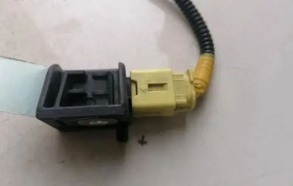 Honda FR-V Airbag deployment crash/impact sensor 77970SFEB110M2 77970-SFE-B110-M2