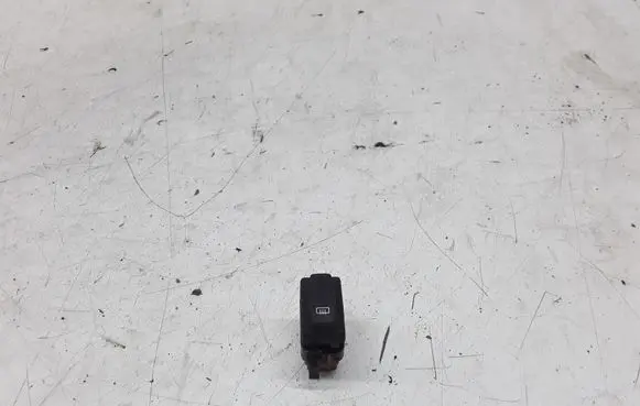 Windscreen/window heater switch