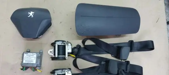 Peugeot Bipper Airbag set 