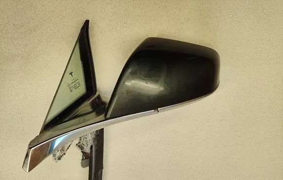 Tesla Model S Front door electric wing mirror 027558