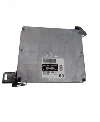 Toyota Avensis T250 Engine control unit/module 8966105690