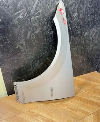 Mercedes-Benz C W204 Fender 