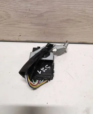 Toyota Yaris Gateway control module 50125137 TA4658 3910052030