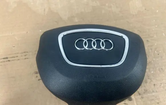 Audi A4 S4 B8 8K Steering wheel airbag 8K0880201AC
