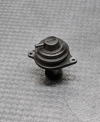 Mercedes-Benz A W169 EGR valve A6401401660