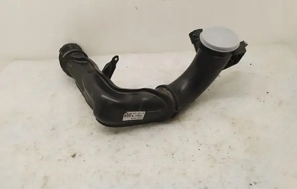 Volkswagen Amarok II Turbo air intake inlet pipe/hose MB3G-9R504