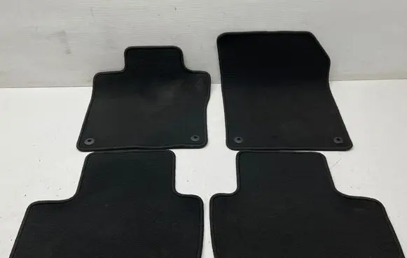 Volvo XC60 Car floor mat set 31426679 31267689