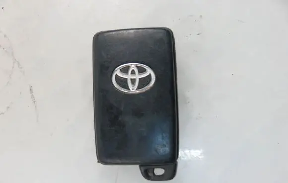 Toyota Urban Cruiser (XP110) Ignition key/card MR3081