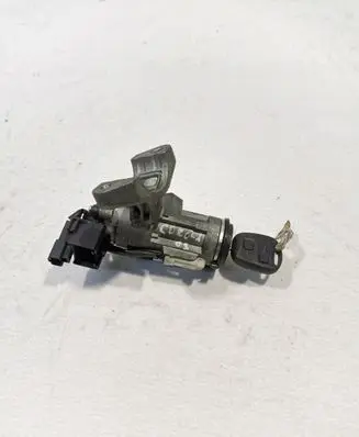 Toyota Corolla E120 E130 Ignition lock