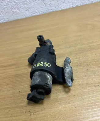 Mercedes-Benz C W202 Windscreen/windshield washer pump 0115450128 D8250