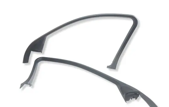 BMW X6 M Front door glass trim molding 7179685 51337179685 7179731