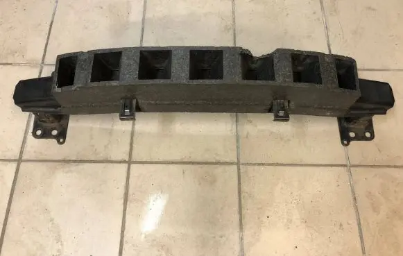 Skoda Fabia Mk2 (5J) Front bumper cross member 5J0807559