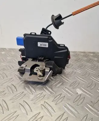 Audi A8 S8 D3 4E Front door lock 4E2837015