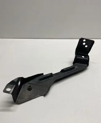 Mercedes-Benz E W211 Radiator support slam panel bracket 
