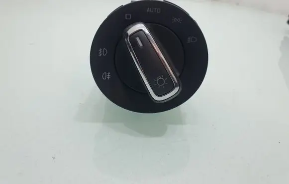 Skoda Superb B6 (3T) Light switch 3T0941431B