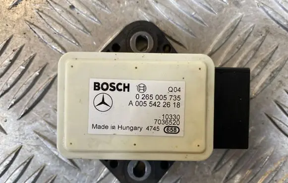 Mercedes-Benz E W212 ESP acceleration yaw rate sensor A0055422618 0265005735 7036520