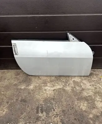 Door (2 Door Coupe)