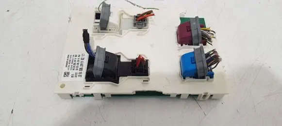 Mercedes-Benz Vito Viano W447 Central body control module A4479001607