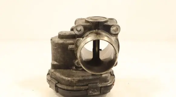 Peugeot 3008 I Throttle body valve 28098656