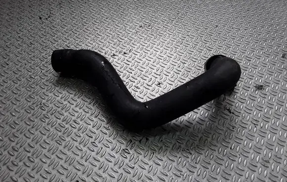 Mercedes-Benz Sprinter W901 W902 W903 W904 Engine coolant pipe/hose 9018324223