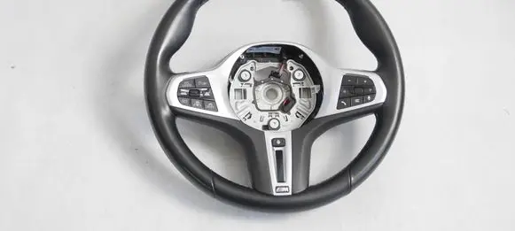 BMW 4 G22 G23 G24 G26 Steering wheel G2633AW 1000064187 90072FK1