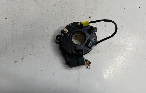 Nissan Note (E12) Airbag squib ring wiring 