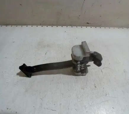 Opel Insignia A Front door check strap stopper 13229021