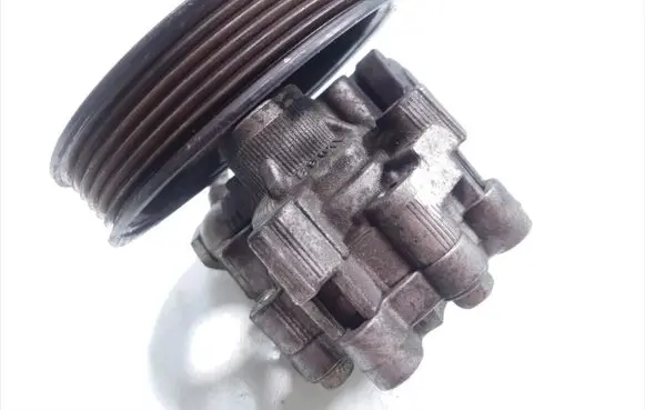 Opel Insignia A Power steering pump B901L