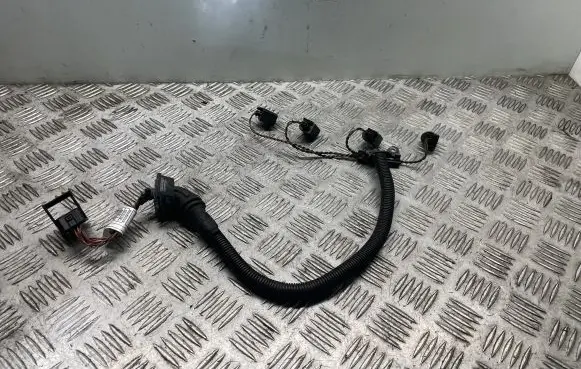 BMW 3 GT F34 Fuel injector wires 8507918