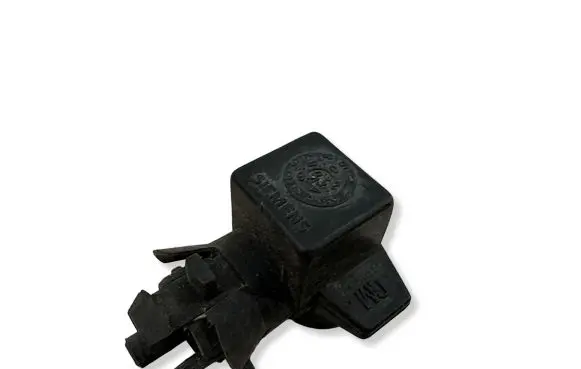 Audi 80 90 S2 B4 Outside/exterior temperature sensor 09152245