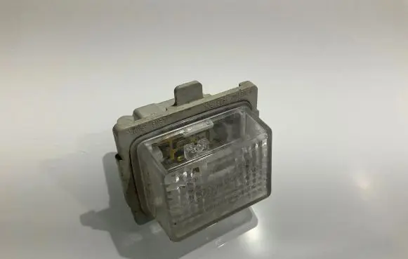 Mercedes-Benz C W204 Number plate light A2218200856 2218200856