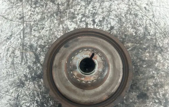 Nissan Qashqai Crankshaft pulley E111126A