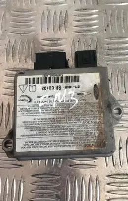 Ford Mondeo Mk III Airbag control unit/module 1s7t14b056