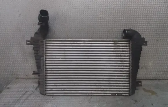 Opel Zafira B Intercooler radiator