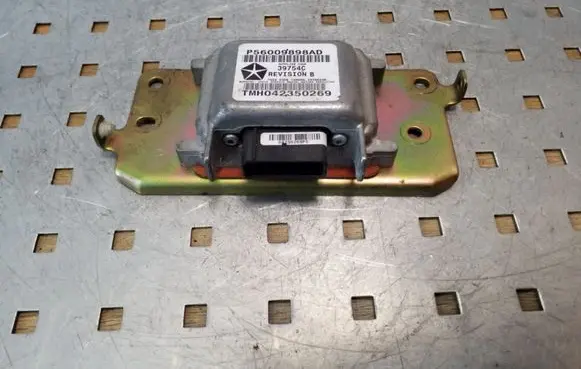 Jeep Cherokee III KJ Airbag control unit/module P56009898AD