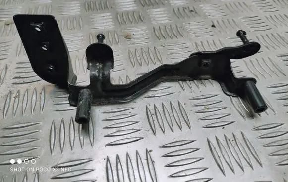 Suzuki Swift II Other engine bay part