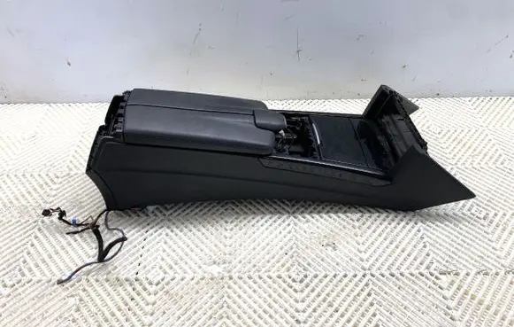 Mercedes-Benz E W212 Center console 