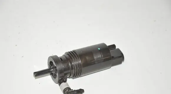 Mercedes-Benz S W220 Headlight washer pump 
