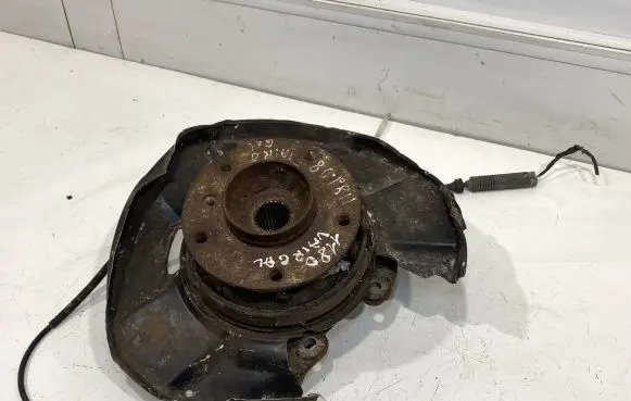 BMW 1 E81 E87 Rear wheel hub 6761579