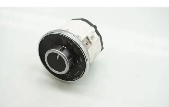 Volkswagen Touareg I Differential lock switch 7L6941435K
