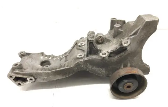 Generator/alternator bracket