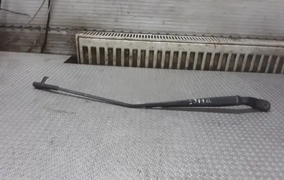 Mazda 3 I Front wiper blade arm