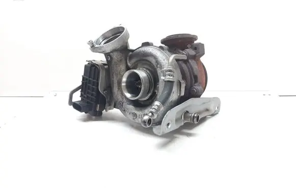 BMW 7 E65 E66 Turbo 7794259 GT2260V 758351