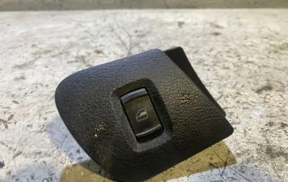 Volkswagen PASSAT B5.5 Electric window control switch 3B0959855