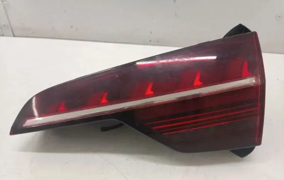 Audi A4 S4 B9 8W Tailgate rear/tail lights 8W9945094AC