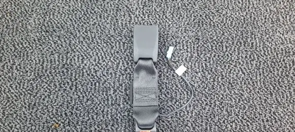 Porsche Macan (95B) Rear seatbelt buckle 95B857740A