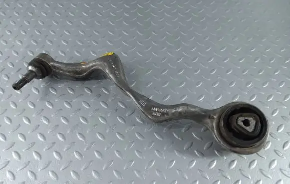 Front lower control arm/wishbone