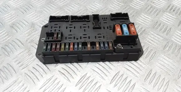 Land Rover Range Rover L322 Fuse module BH4214N030AA 519392203