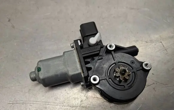 Mitsubishi i-MiEV Rear door window regulator motor 5713A084